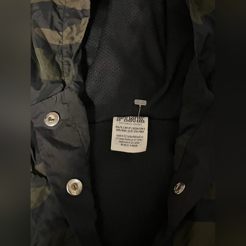 PINK Victoria's Secret Camouflage Jacket XS/S - Picture 3 of 3